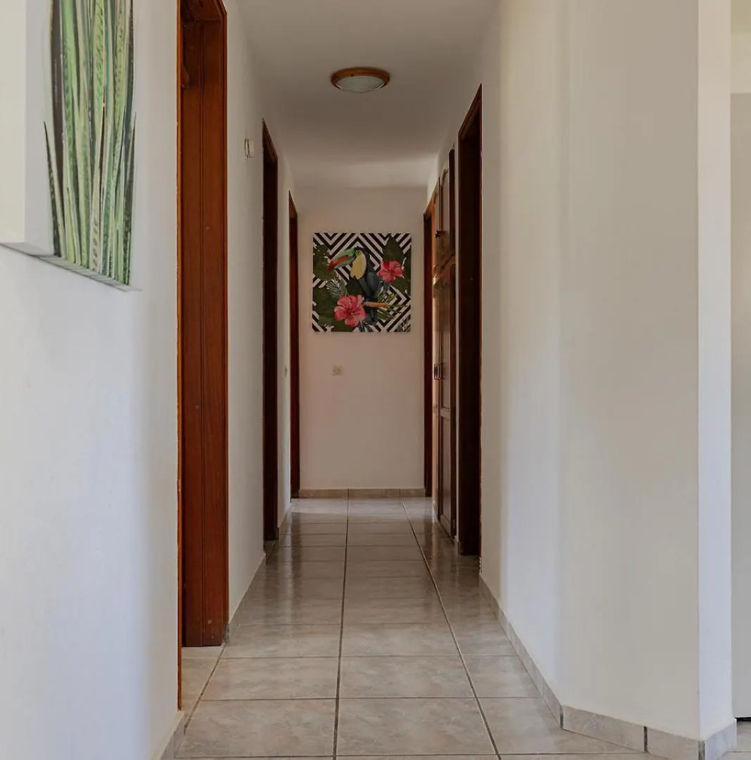 Lodge Village Honore