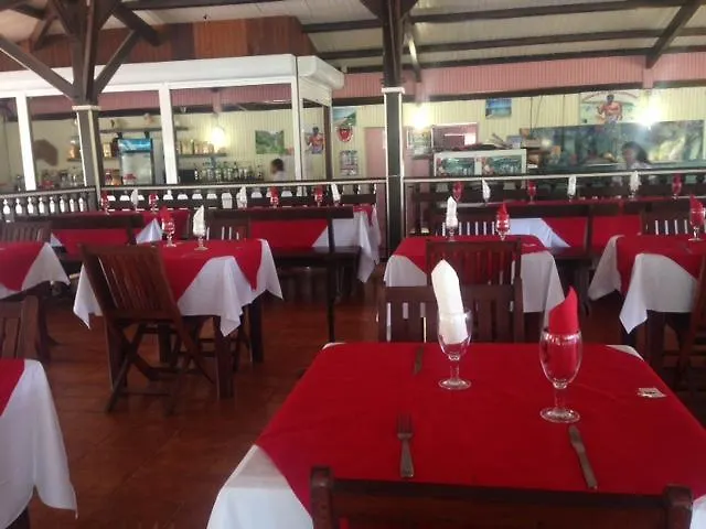 Lodge Village Honore